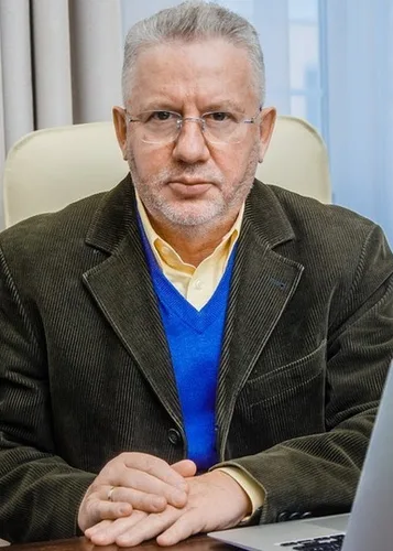 Александр Адамский