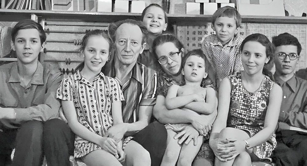Не исторический феномен, а живая, развивающаяся традиция. Борис и Елена Никитины